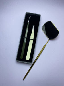 Pinzas de pestañas de acero inoxidable Premium Herramientas de precisión de volumen y aislamiento largo con textura de punta suave - Product Image 2