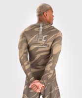 Rashguard MMA BJJ Compression Top Grappling Shirt No Gi Fight Wear Men Training Long Sleeve Logo personnalisé Sportswear Vente en gros