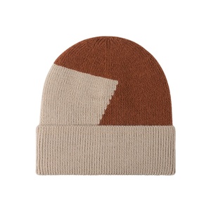 Bonnets d'hiver personnalisés avec logo pour hommes et femmes, matériau courant, utilisation en voyage, large choix de couleurs et de tailles, vente en gros - Product Image 3