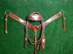 Ensemble de bride et de collier de poitrine Western Horse Western Tack Floral Tooled Headstall - Product Image 3