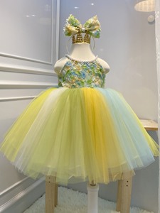 Robe de princesse pour filles fabriquée au Vietnam OEM ODM motif floral court sans manches conception de licou 3D style de fête nouveau-nés - Product Image 6