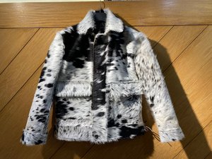 Veste en fourrure de vachette véritable pour hommes, top tendance, fermeture éclair complète avec prix bon marché, veste en fourrure de vachette véritable pour hommes dans le meilleur design - Product Image 2