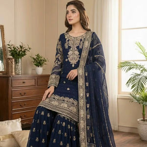 ชุดสلوار คามีซ ผ้าโพลีเอสเตอร์ ดีไซน์บอลลีวูด แห้งเร็ว เหมาะสำหรับงานปาร์ตี้ พร้อมงานปักสุดหรู สำหรับโอกาสพิเศษที่น่าทึ่ง - Product Image 1