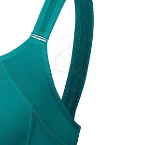 บราออกกำลังกายคุณภาพดีที่สุดจากผู้ผลิต ผลิตจากผ้าสแปนเด็กซ์/โพลีเอสเตอร์ พร้อมโลโก้และสีตามสั่ง ดีไซน์โดดเด่น ระบายอากาศได้ดี ขายดีในปากีสถาน - Product Image 5