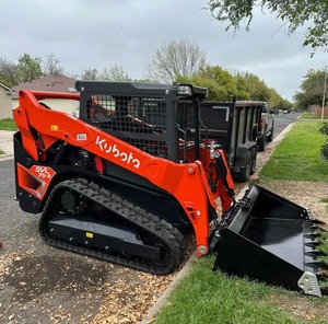 รถตักล้อยาง Kubota SVL75-3 ขนาด 3 ตัน แบบตีนตะขาบ สำหรับงานก่อสร้างและงานเกษตร - Product Image 2