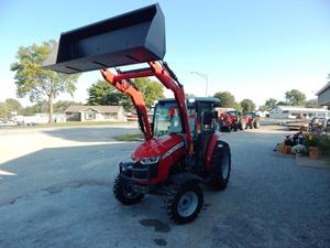 Tracteurs Massey Ferguson 2850M d'occasion, 90 CV, 4x4, transmission par engrenages, composants principaux (pompe, moteur), excellent état, prix bas, à vendre - Product Image 2