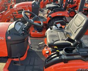 Pour tracteur à roues BX1880 70 CV 4RM, livraison rapide disponible, qualité supérieure, performance durable, transmission par engrenages, pompe moteur, boîte de vitesses - Product Image 3