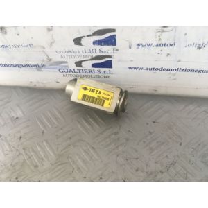วาล์วขยายตัวของเครื่องปรับอากาศโอเปิ้ล แอสตร้า เอช จีทีซี 93189551 Z19DT ดีเซล 1900 (05>) - Product Image 1