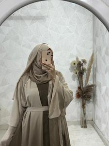 Abaya élégante et modeste à double couche brodée à la main pour femme, accessoire vestimentaire traditionnel musulman décontracté - Product Image 3