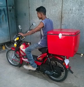 กล่องส่งพิซซ่าสำหรับใส่เสื้อผ้าอาหารกล่องท้ายรถจักรยานยนต์ราคาสมเหตุสมผลของอินเดีย - Product Image 2