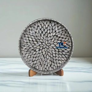 Precio de fábrica MADRE DE PERLA BANDEJA DE LUJO Fabricante de Vietnam Artículo de exportación para Ramadán Mubarak Y REGALOS FESTIVOS - Product Image 1