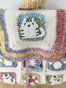 Sacs à dos pour femmes en crochet faits à la main populaires en 2025, sacs à dos spécialisés pour les voyages, le camping, le shopping et la randonnée - Product Image 3