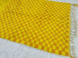 Tapis marocain authentique en laine de mouton tissé à la main Funky Yellow Checkered Design Winter High Pile Area Rug Set Custom Size - Product Image 4