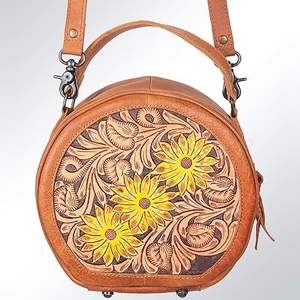 Nouveau sac de cantine en cuir occidental bohème de style à la mode avec fabricant en gros de conception d'outillage et de sculpture à la main prêt à stocker - Product Image 1