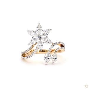 Bague en or pour femme moderne avec diamants étincelants, bijoux raffinés pour mariage et usage quotidien - Product Image 1