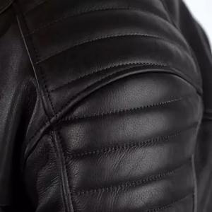 Veste de course en cuir noir pour hommes, épaule matelassée, coupe ajustée, style moto avec poche à fermeture éclair, détails pour motard, couleurs - Product Image 6
