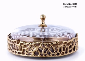 Bandeja de servicio de latón y metal de moda, el último artículo de cocina único para servir fruta - Product Image 6