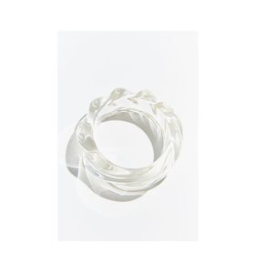 Venta caliente Brazaletes de acrílico hechos a mano Pulseras de moda de diseño simple único - Product Image 2