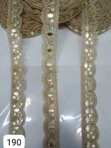 Cordones bordados tradicionales hechos a medida con Zari & Beads hechos a mano con precisión y arte Ideal para saris y lehengas - Product Image 4