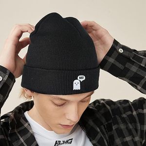 Gorro de invierno Unisex de alta calidad, diseño liso, hecho a medida en Pakistán, gorros a precio barato al por mayor - Product Image 3