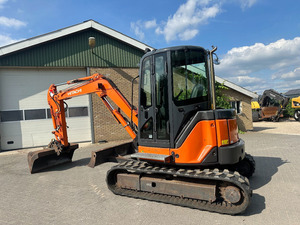 Offre Spéciale : Mini-Excavatrice Hitachi ZX55UR-2 de 5,5 Tonnes, Châssis Robuste, Utilisation Facile, Pièces OEM en Gros Disponibles - Product Image 6