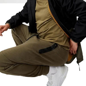 Venta al por mayor de pantalones deportivos de entrenamiento casual personalizado gimnasio pantalones de chándal para los hombres ligero de punto estampado frente plano - Product Image 2