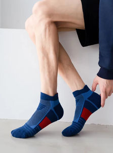 Calcetines Deportivos de Algodón para Hombre, Diseño Personalizado con Logotipo OEM, Corte Bajo, Acolchados, Antibacterianos y Transpirables para Correr al Aire Libre - Product Image 4