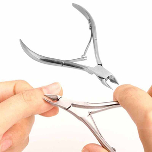 Pince à Ongles Incarnés Super Sharp 14 cm Coupe-Ongles Podiatre de Haute Qualité avec Lame Courbée pour Doigts de Manucure - Product Image 2