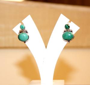 Pendentif ethnique artisanal de Jaipur en argent sterling unisexe de forme ovale avec cristal de turquoise et malachite, bijoux de guérison, cadeau - Product Image 2