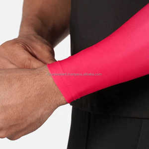 ปลอกแขนผ้าไอซ์ซิลค์ระบายอากาศสำหรับผู้ชายชุดปั่นจักรยานเล่นกีฬากลางแจ้งพิมพ์ลายพรางโลโก้ตามสั่ง - Product Image 3