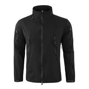 Veste coupe-vent softshell à col montant personnalisée pour hommes manteaux de randonnée d'extérieur coupe-vent et imperméables pour le printemps - Product Image 6