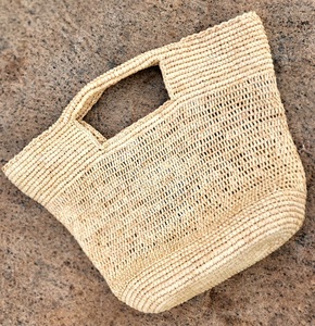 MADAGASCAR CROCHET RAFFIA FEMME SAC À MAIN POIGNÉE COURTE PRODUIT PERSONNALISABLE FAIT MAIN - Product Image 4