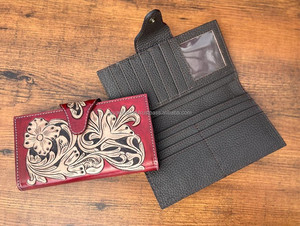 Nouveau véritable cuir repoussé à la main embrayages à deux volets femmes portefeuilles conçus vente chaude en cuir repoussé Unique élégant portefeuilles - Product Image 5