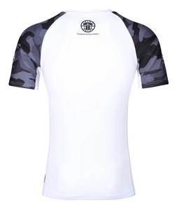 เสื้อแรชการ์ดแบบแห้งเร็วพิมพ์ลายดิจิทัลสำหรับผู้ใหญ่เสื้อแรชการ์ดแบบแห้งเร็วสำหรับเล่นกีฬาระบายอากาศได้ดี - Product Image 5