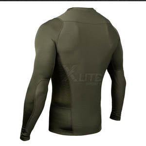 Camiseta Deportiva Transpirable de Alta Calidad en Spandex/Poliéster para Hombre, Manga Larga, Estilo Rash Guard para MMA, Mayor Comodidad - Product Image 3