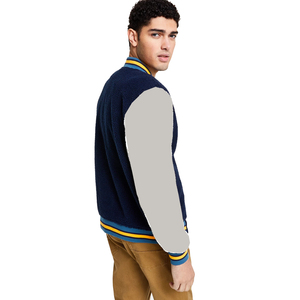 Chaqueta de Béisbol Varsity Personalizada con Bordado Chenille, Cuello Alto, Capucha, Resistente al Viento, con Logotipo Frontal Rojo en Lana - Product Image 5