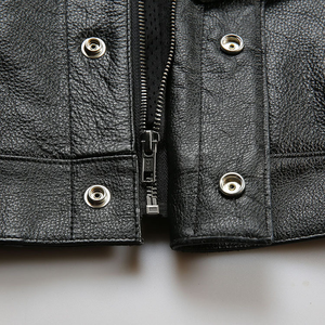 เสื้อกั๊กหนังขี่มอเตอร์ไซค์สำหรับผู้ชาย, ใหม่เสื้อหนังวัวระบายอากาศได้ดี2025สำหรับผู้ชายพร้อมโลโก้ออกแบบได้ตามต้องการ - Product Image 5