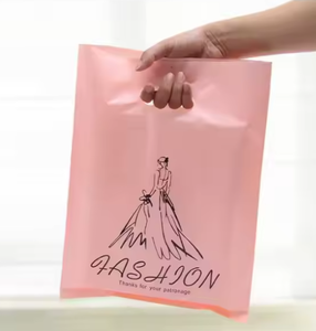 Sac D-cut personnalisé réutilisable à prix de gros, résistant et indéchirable, pour magasin de vêtements - Product Image 4