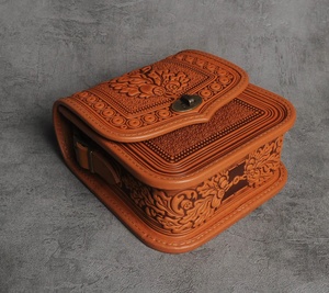 Foxy sac à bandoulière en cuir gaufré sac à main en cuir à bandoulière outillé chaud sac de messager pour femme cadeau pour elle en 2025 - Product Image 3