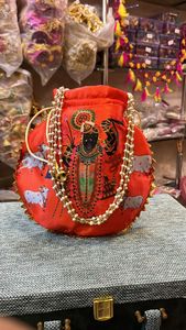 SRINATHJI Bolso de mano de trabajo Potli Khajur Bolsa con cordón Bolsa Potluck Bolsa Favor DE BODA Regalo de devolución - Product Image 2