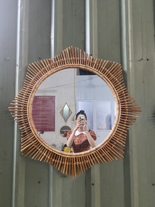 Espejo de pared decorativo de ratán Diseño hecho a mano Adecuado para decoración de Vietnam listo para exportar - Product Image 6