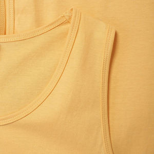 Camiseta de tirantes sin mangas para hombre, producto transpirable y personalizado de tejido elástico de alta calidad para fitness - Product Image 4