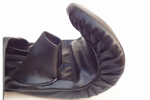 Guantes de Boxeo de Cuero Profesionales Personalizados de Alta Calidad para Hombre, con Servicio OEM, Transpirables y con Cordones - Product Image 5