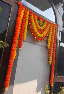 Plástico Artificial jazmín caléndula bellamente hecho a mano cuerdas de flores artificiales Diwali Ganpati Pooja templo Mandir Decoración - Product Image 2