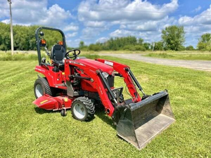 รถแทรกเตอร์มือสอง Massey Ferguson GC 1723E 1725M 1835E 2860M FL2611 2850M 6120M 2860E GC1725M 4x4 WD มีขาย - Product Image 2