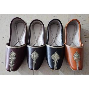 Calzado Tradicional Artesanal de Cuero Genuino Original, Zapatos Rajasthani, Color Personalizado, Modernos, Elegantes, Impermeables para Hombre - Product Image 2