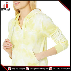 Sudadera con capucha de manga larga y cuello en V para mujer, ropa de invierno con estampado de diseño personalizado, corte clásico - Product Image 4