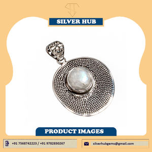 Colgante de Piedra Lunar Arcoíris Natural de Forma Redonda Antigua, Colgante Hecho a Mano de Plata de Ley 925, Colgante de Piedra Natural para Mujer - Product Image 4