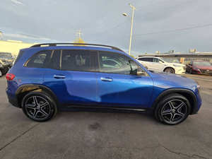 Mercedes-Benz GLB 250 2024, robuste et peu utilisé - Product Image 3