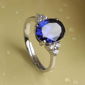 Anillo de Plata de Ley con Circonita Suiza Azul Real de Corte Ovalado y Baño de Rodio - CLARA 925 - Product Image 2